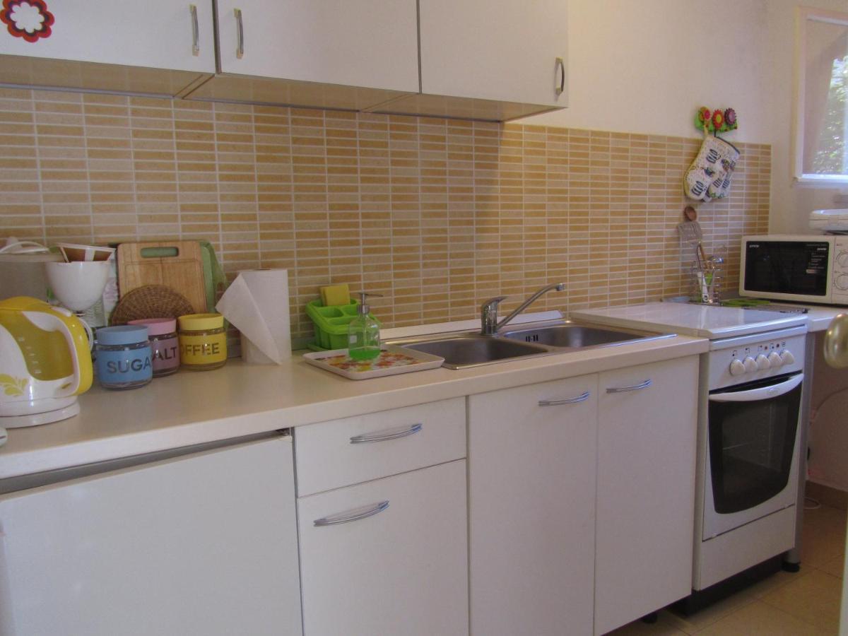 Apartment Petrovic กอร์จูลา ภายนอก รูปภาพ