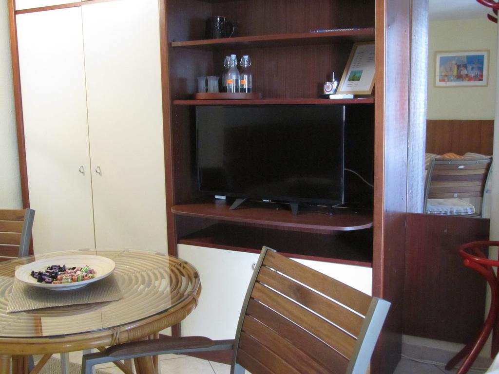 Apartment Petrovic กอร์จูลา ภายนอก รูปภาพ