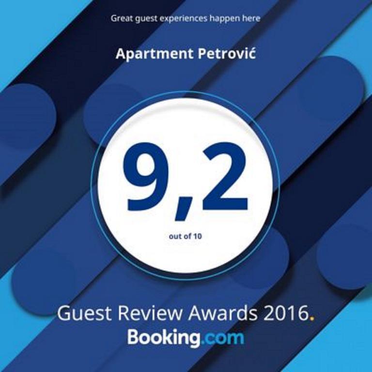 Apartment Petrovic กอร์จูลา ภายนอก รูปภาพ