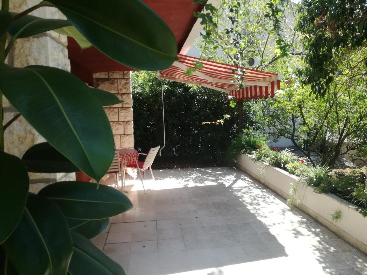 Apartment Petrovic กอร์จูลา ภายนอก รูปภาพ